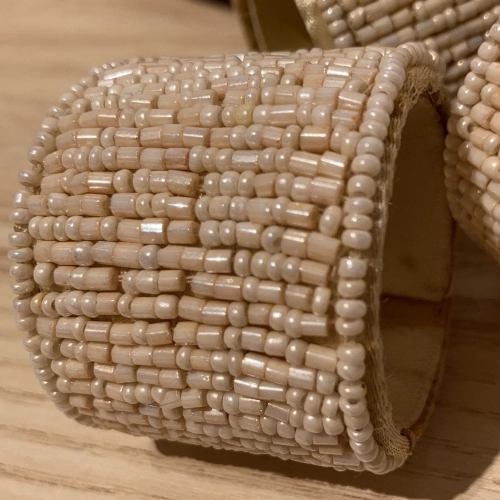 Beaded napkin rings (6)ivory cream classic